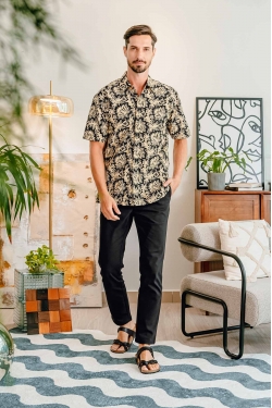 TUSCA MEN | Eusoff Short Sleeves Batik Shirt in Black